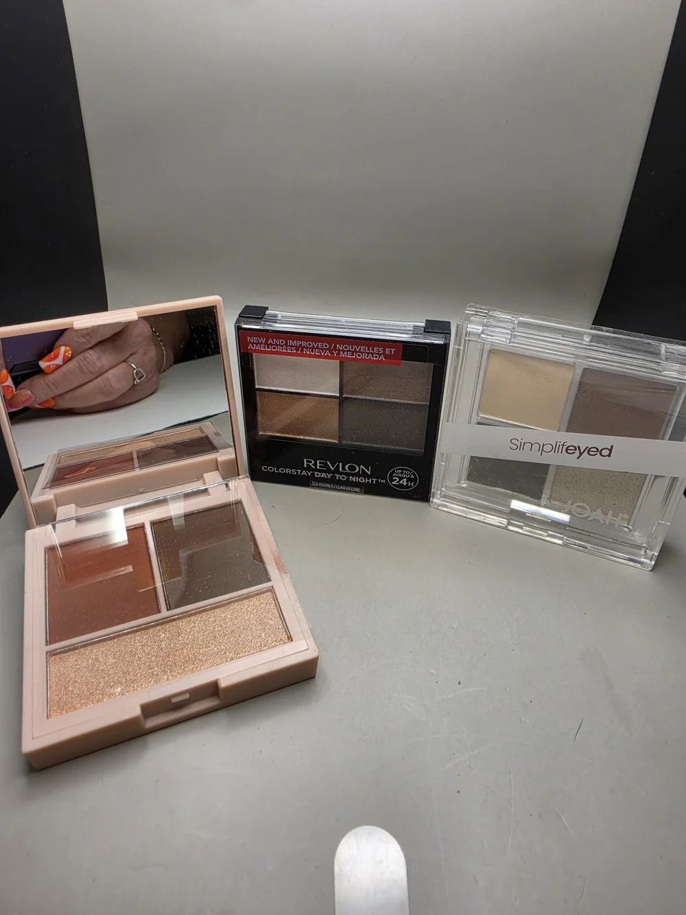 Eyeshadow Trio - Warm Brown, Beige & Shimmer Gold